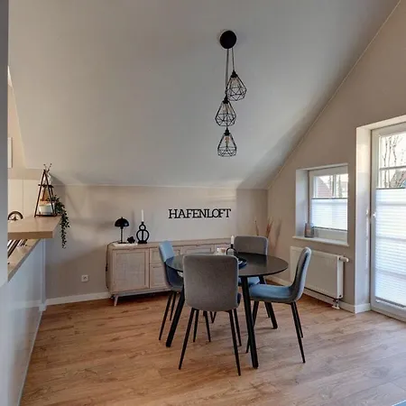 Harbor Loft Apartment